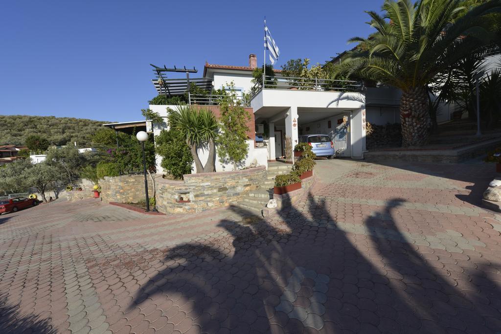 Aigli Apartments Néa Ankhíalos Exterior foto