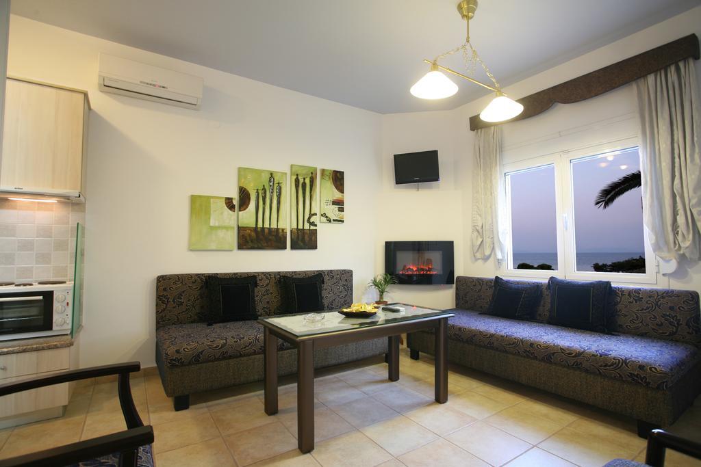 Aigli Apartments Néa Ankhíalos Exterior foto